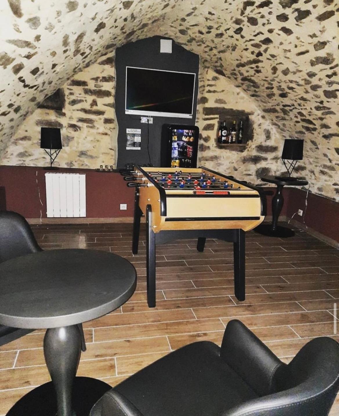 Hotel Saint-roch, Saint-Ybard